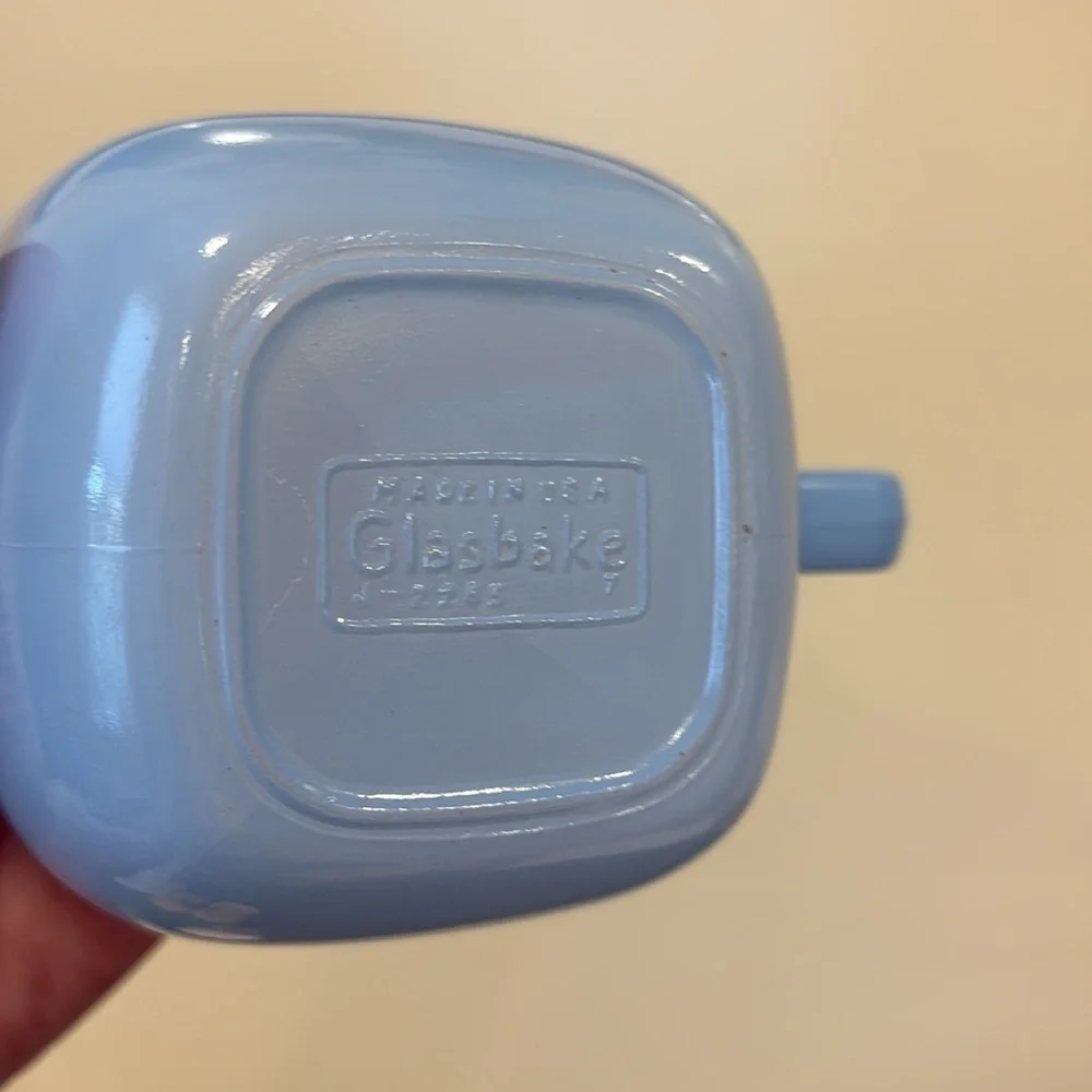 Glasbake light blue